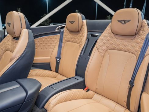 Used 2021 Bentley Continental GT AWD/4WD image 22