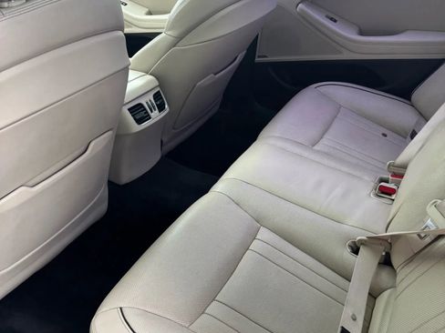 Used 2017 Genesis G80 5.0 Ultimate image 12