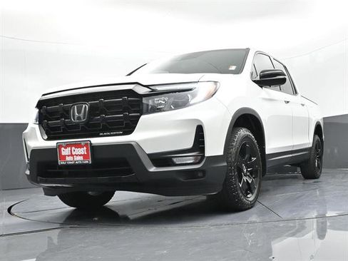 Used 2025 Honda Ridgeline Black Edition image 34