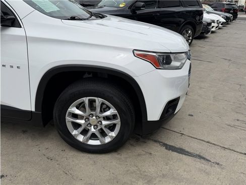 Used 2020 Chevrolet Traverse LS FWD image 57
