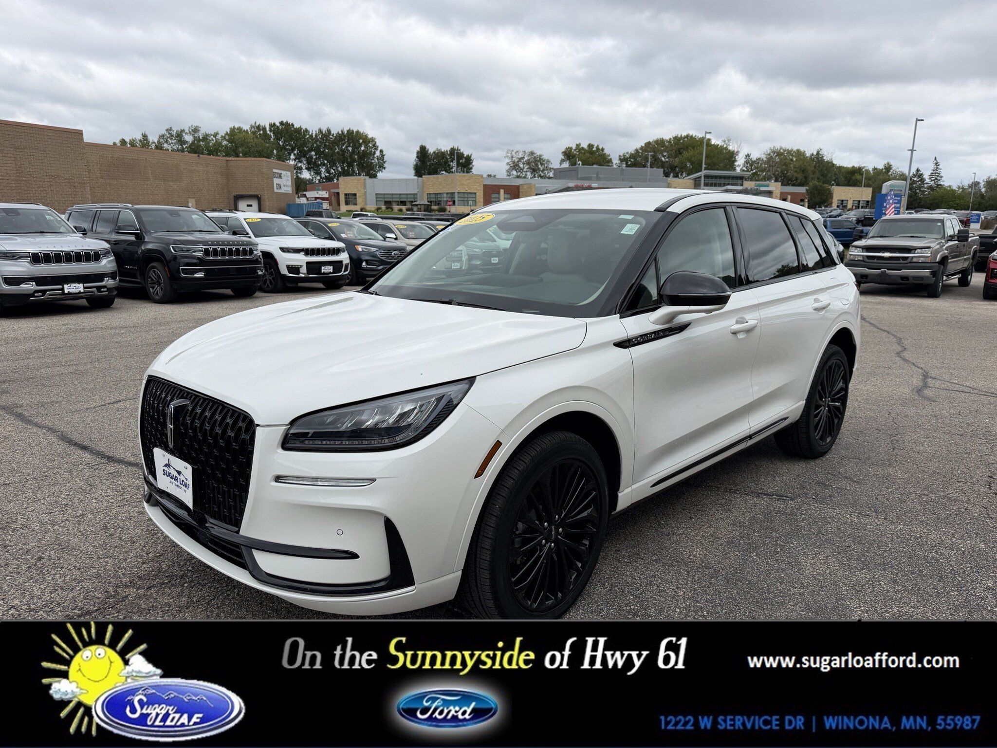 Used 2025 Lincoln Corsair AWD w/ Equipment Group 101A image 1