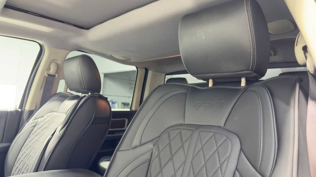 Used 2011 RAM 2500 Laramie AWD/4WD image 23