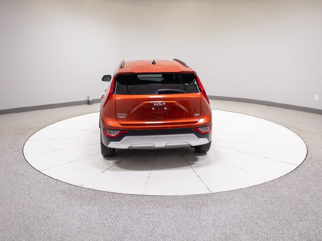 Used 2023 Kia Niro EX FWD image 30
