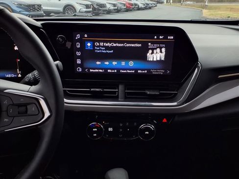 Used 2025 Chevrolet Trax ACTIV w/ Driver Confidence Package image 15