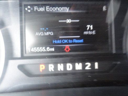 Used 2017 Ford Explorer XLT w/ Equipment Group 202A AWD/4WD image 20