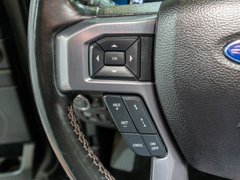 Used 2018 Ford Expedition Max Platinum image 30