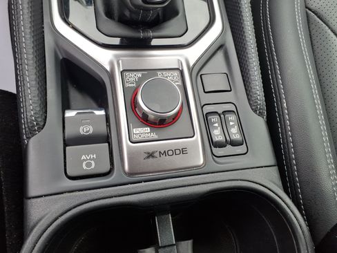 Used 2019 Subaru Forester Touring AWD/4WD image 28