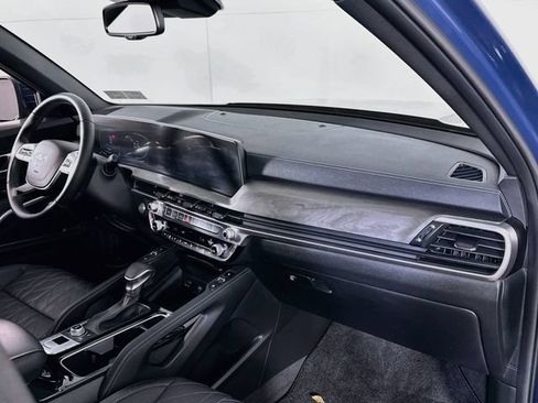 Used 2024 Kia Telluride EX X-Line AWD/4WD image 21