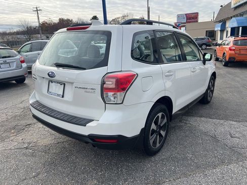 Used 2017 Subaru Forester 2.5i w/ Alloy Wheel Package image 5