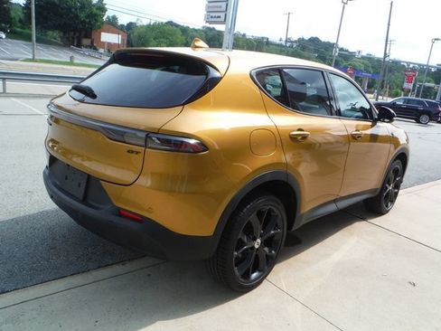 Used 2023 Dodge Hornet GT w/ Track Pack AWD/4WD image 12