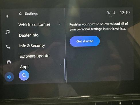 Used 2025 Toyota RAV4 XLE FWD image 35
