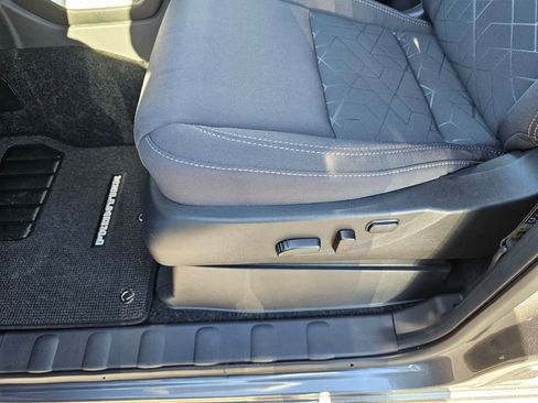 New 2026 Nissan Frontier SV w/ SV Convenience Package image 13