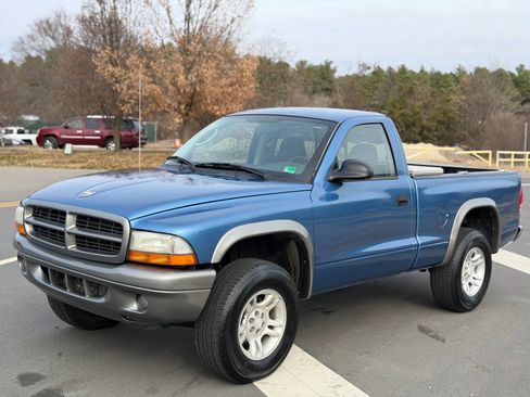 Used 2002 Dodge Dakota 4x4 Regular Cab image 4