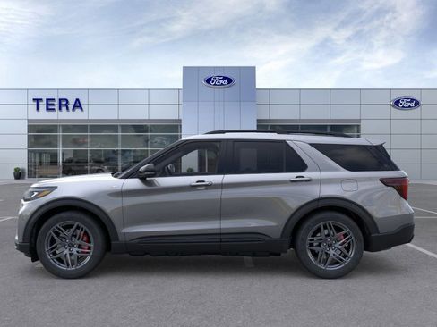 New 2026 Ford Explorer ST-Line image 3