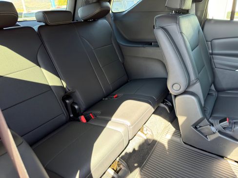 New 2026 Chevrolet Traverse LT w/ Driver Confidence Package image 14