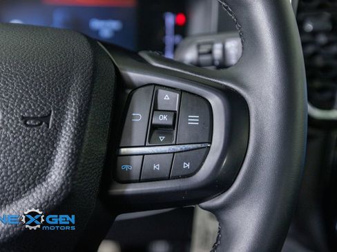 Used 2025 Ford Ranger XLT w/ Trailer Tow Package AWD/4WD image 15
