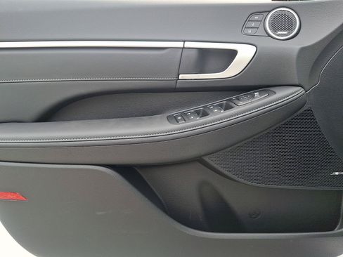 New 2026 Hyundai Sonata Limited FWD image 8