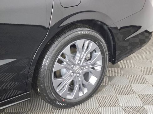 New 2026 Honda Odyssey Touring image 8