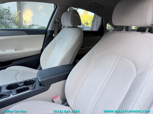 Used 2015 Hyundai Sonata SE FWD image 13