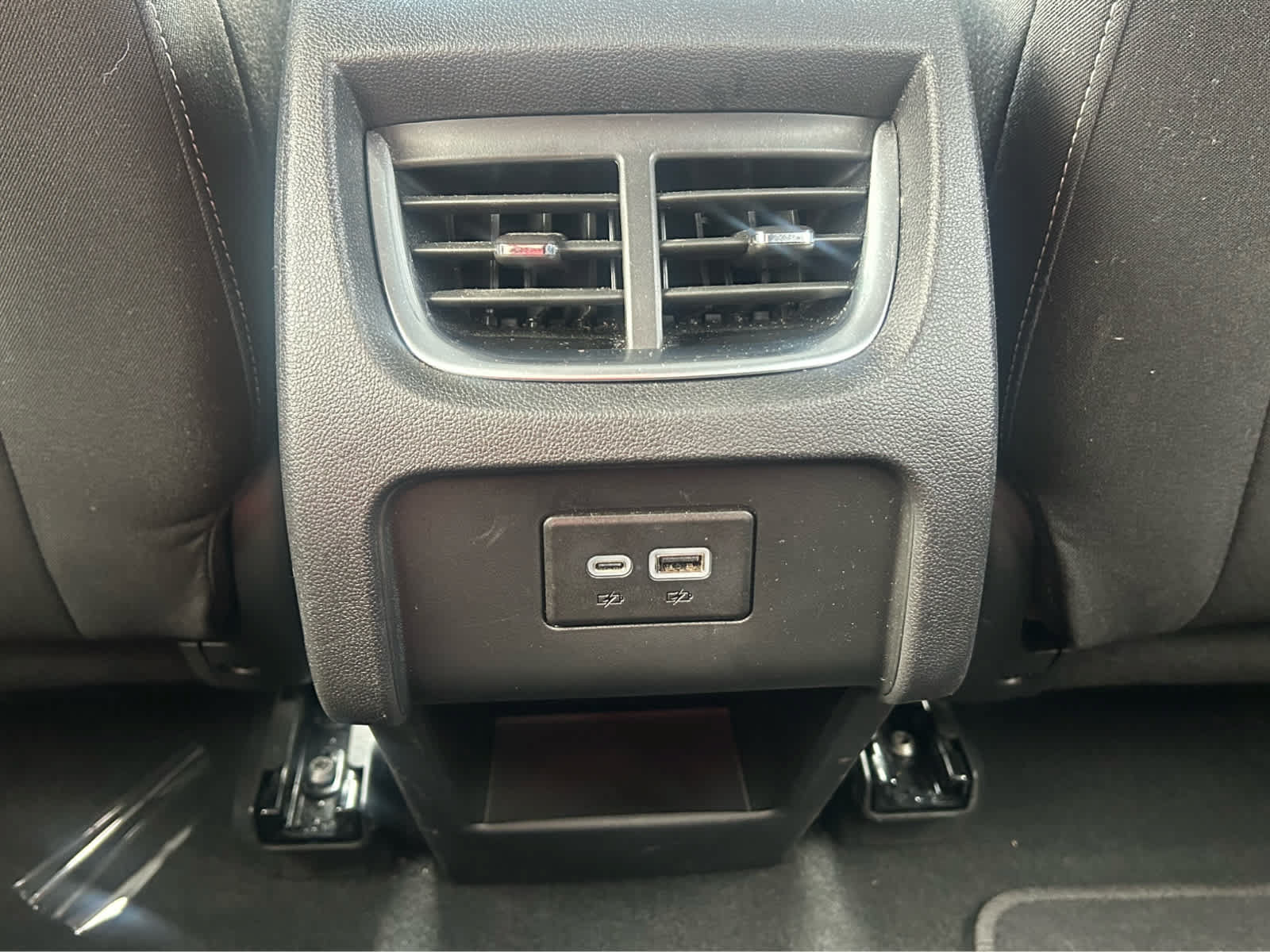 Used 2025 Chevrolet Blazer LT FWD image 13