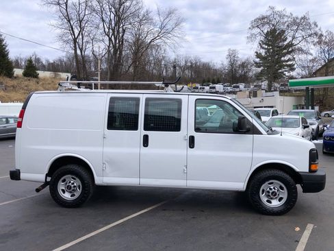 Used 2016 GMC Savana 3500 image 6