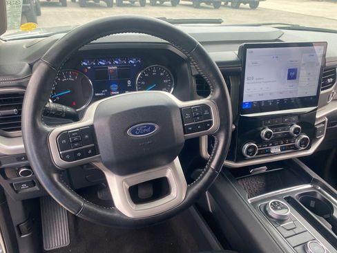 Used 2024 Ford Expedition Max XLT AWD/4WD image 13
