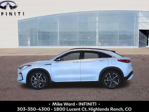 Used 2024 INFINITI QX55 Luxe w/ Cargo Package image 2