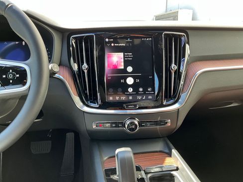 New 2026 Volvo V60 B5 Cross Country Plus w/ Climate Package image 17