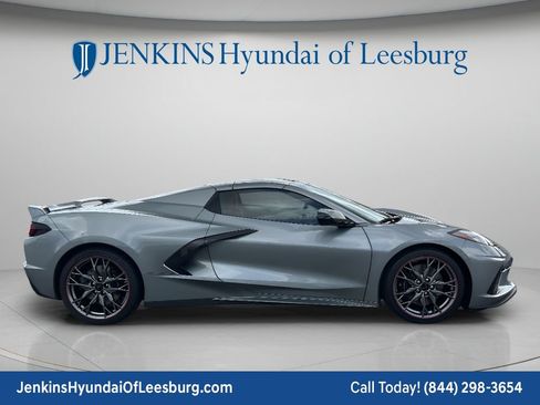 Used 2024 Chevrolet Corvette Stingray Preferred Conv w/ Z51 Performance Package RWD image 3