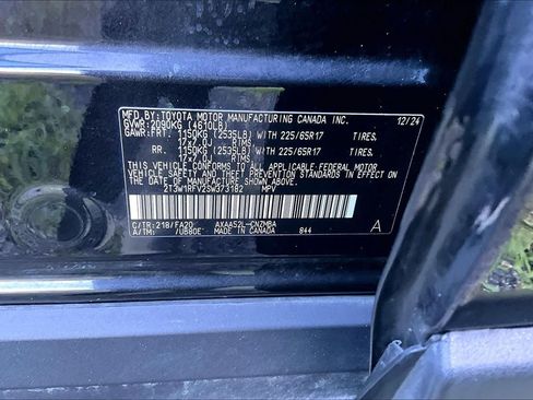 Used 2025 Toyota RAV4 XLE FWD image 34