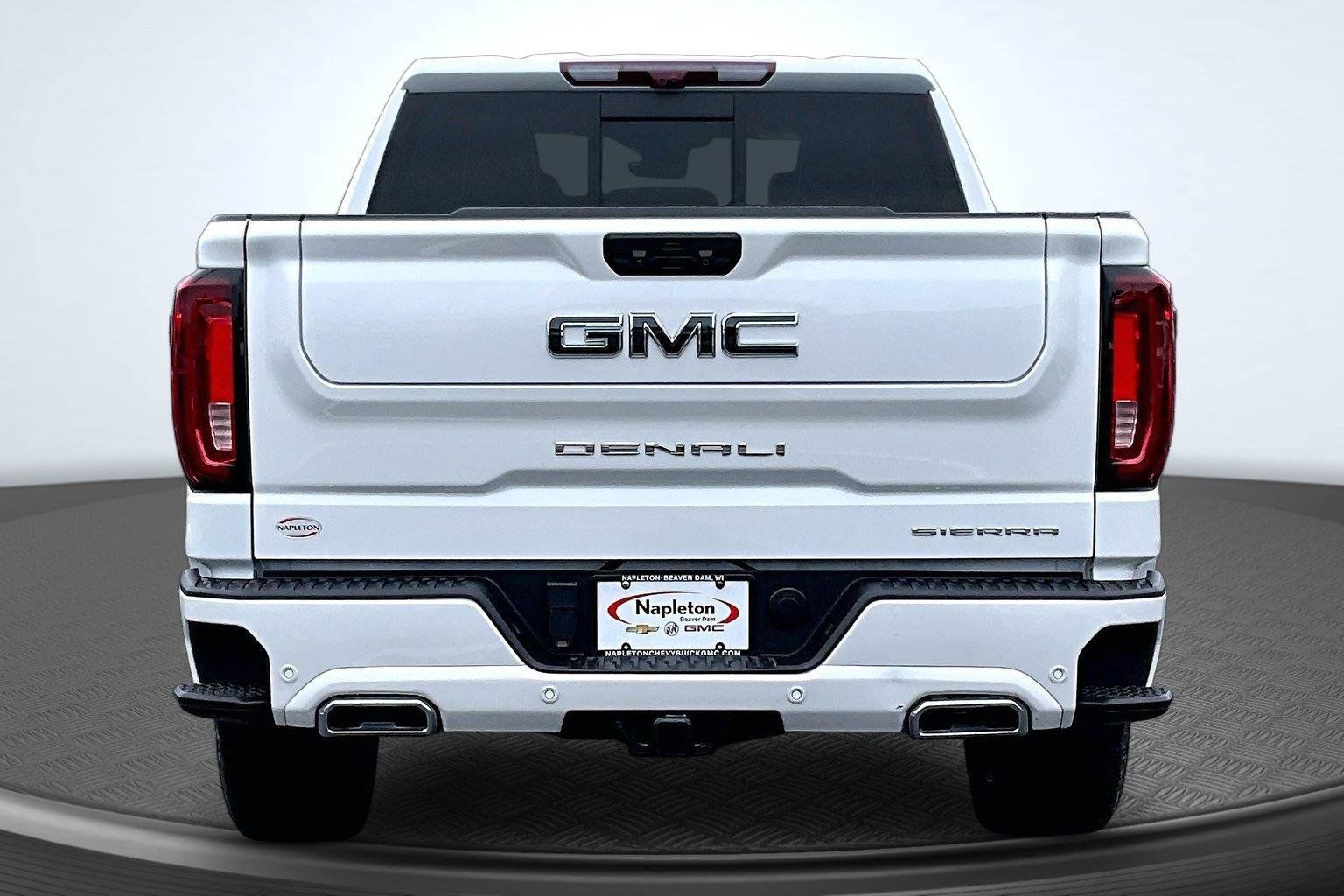 Used 2024 GMC Sierra 1500 Denali Ultimate AWD/4WD image 4