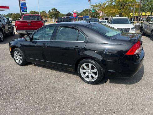 Used 2011 Mercury Milan Premier image 3