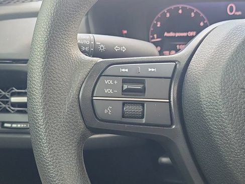 Used 2025 Honda Accord SE image 22