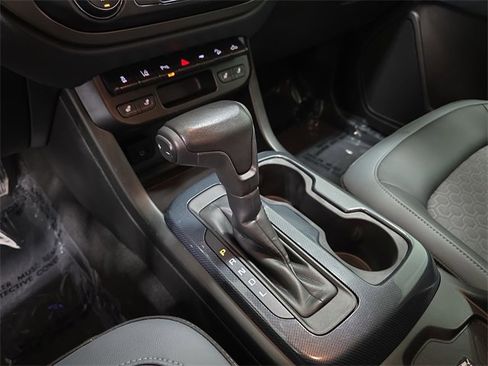 Used 2021 Chevrolet Colorado Z71 w/ Safety Package image 24
