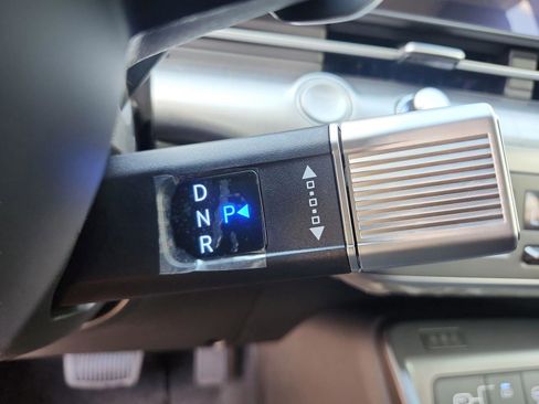 Used 2026 Hyundai Kona SEL Premium image 13