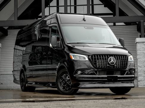 New 2024 Mercedes-Benz Sprinter 3500 image 1