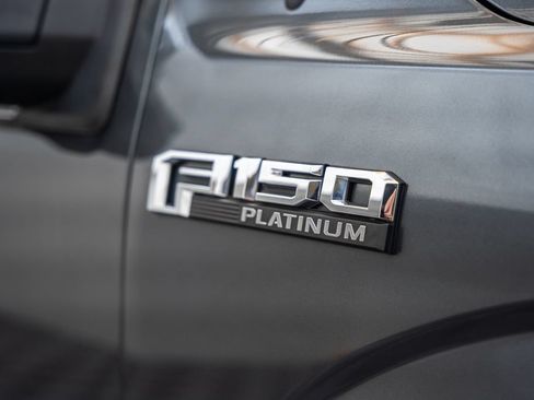 Used 2019 Ford F150 Platinum w/ Equipment Group 701A Luxury AWD/4WD image 17
