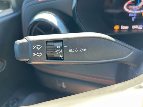 Used 2025 Chevrolet Colorado Z71 w/ Technology Package image 22