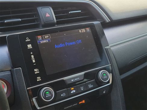 Used 2018 Honda Civic Touring image 29