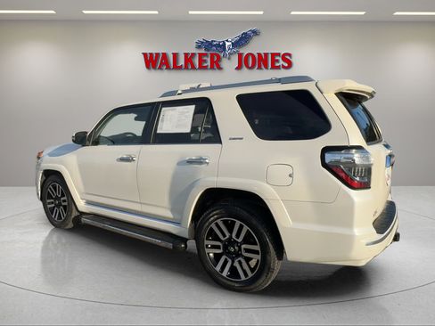 Used 2020 Toyota 4Runner Limited image 4