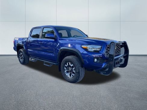 Certified 2022 Toyota Tacoma TRD Off-Road w/ Technology Package image 4