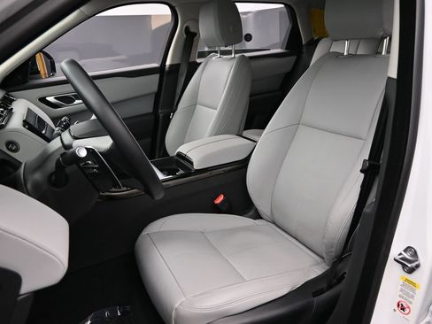 Used 2025 Land Rover Range Rover Velar S image 23