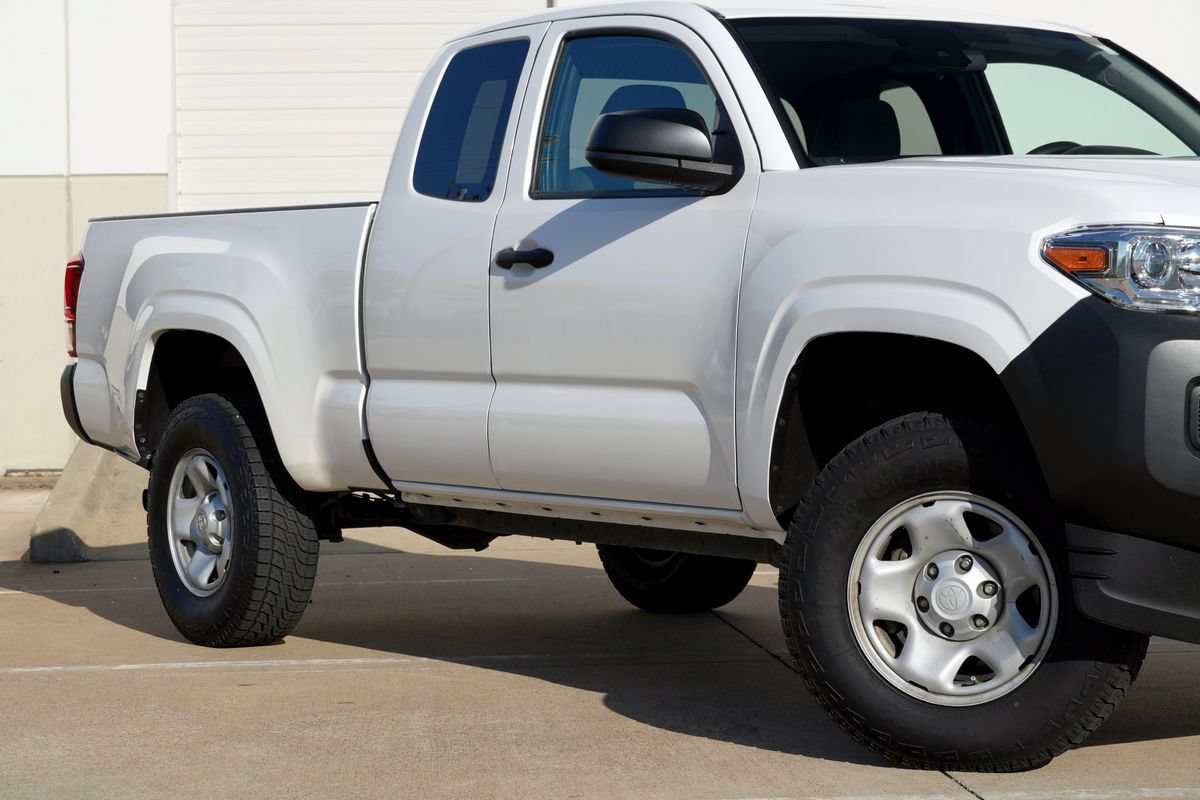 Used 2022 Toyota Tacoma SR RWD image 19
