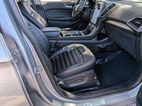 Used 2024 Ford Edge SEL image 19