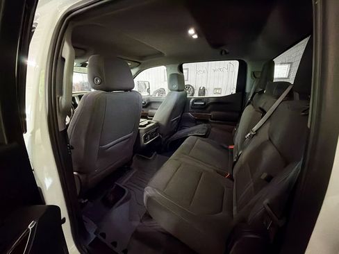 Used 2020 GMC Sierra 1500 Elevation AWD/4WD image 9