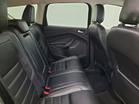 Used 2019 Ford Escape Titanium image 19