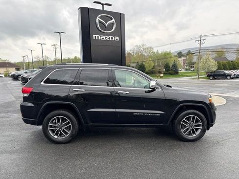 Used 2019 Jeep Grand Cherokee Limited AWD/4WD image 8