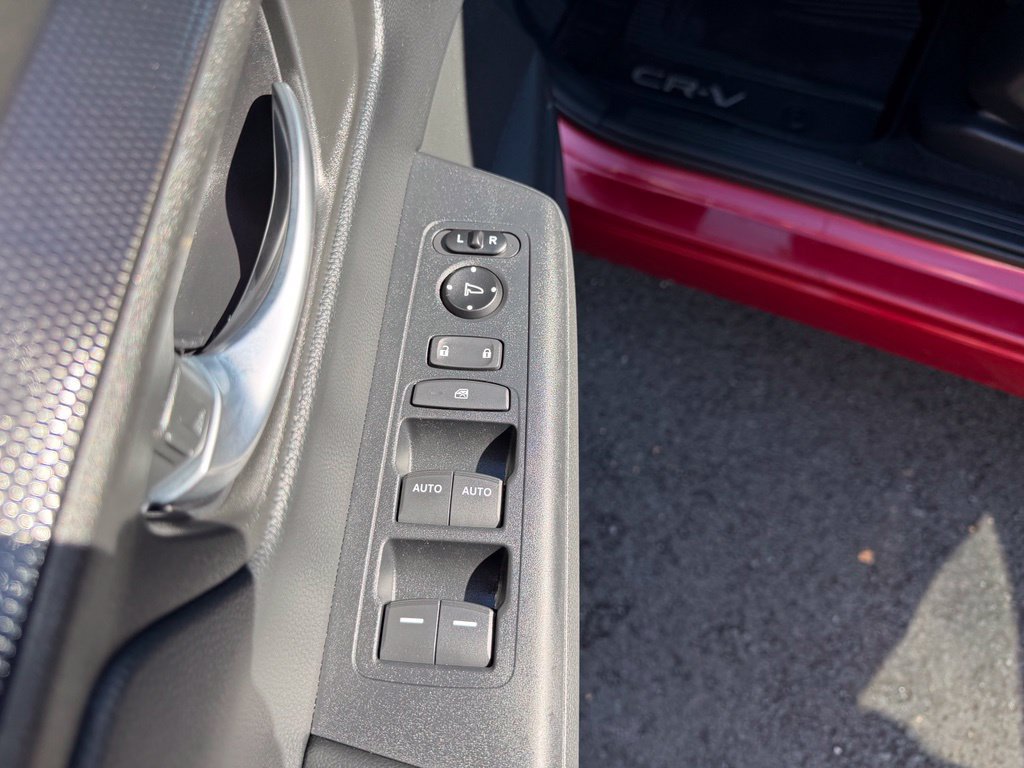 Used 2024 Honda CR-V EX image 12