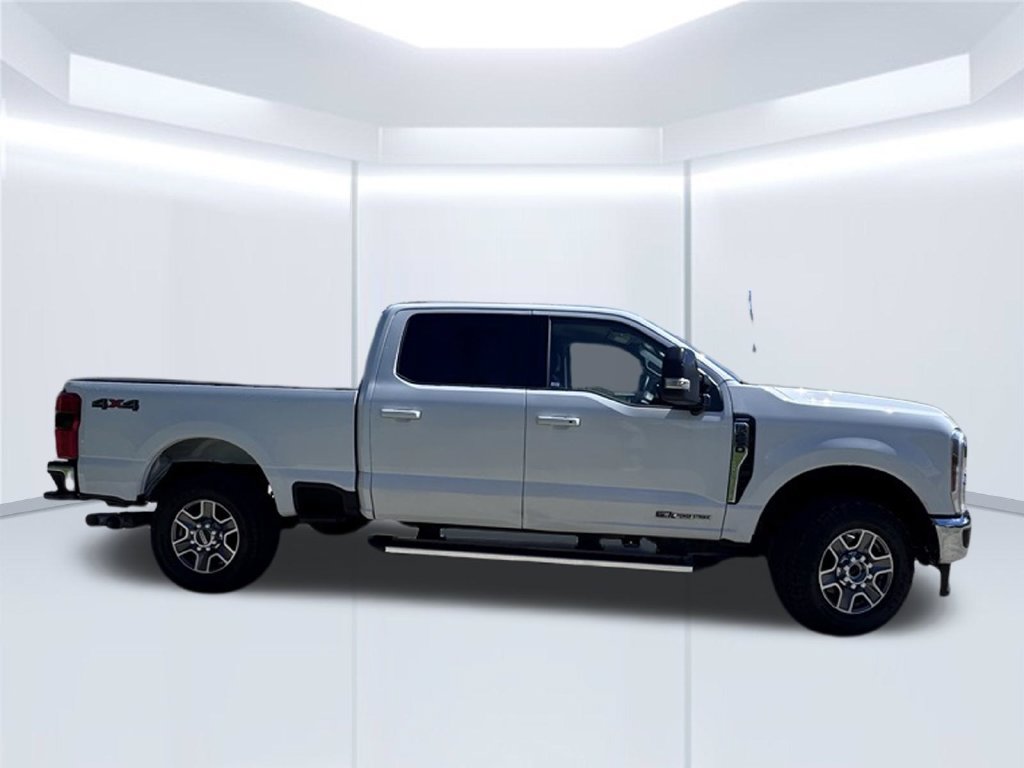 Used 2026 Ford F250 Lariat AWD/4WD image 4