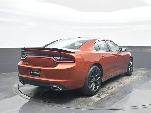 Used 2022 Dodge Charger SXT w/ Blacktop Package RWD image 6